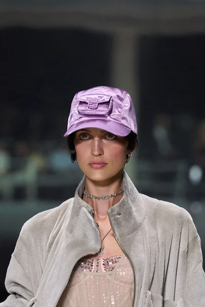 Look 23